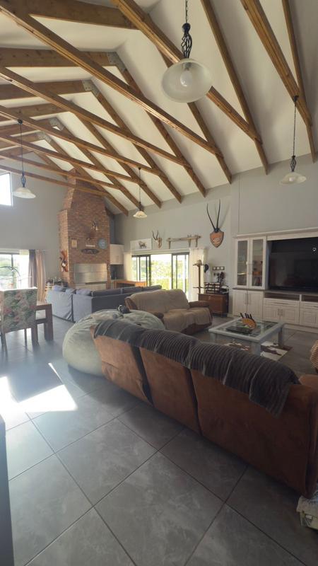 4 Bedroom Property for Sale in Noorsekloof Eastern Cape